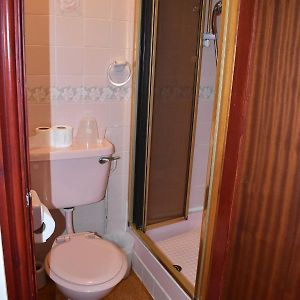 Single Room Private Bathroom